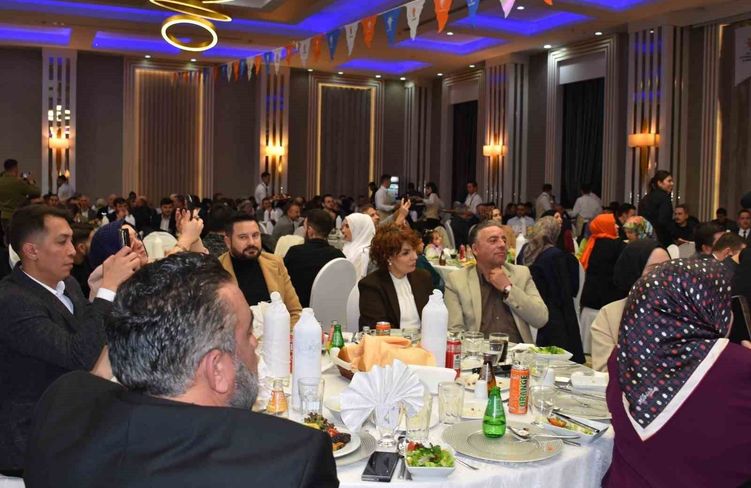 Bakan Göktaş: 'Bizler her zaman millet için hizmeti öncelikli tutan bir davanın mensuplarıyız'