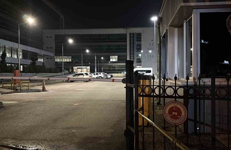 Bolu Belediyesi'nde yürütülen soruşturmada gözaltına alınan 3 kişi serbest bırakıldı