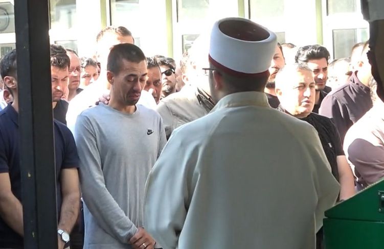 Kazada hayatını kaybeden Prof. Dr. İsmail Kır son yolculuğuna uğurlandı