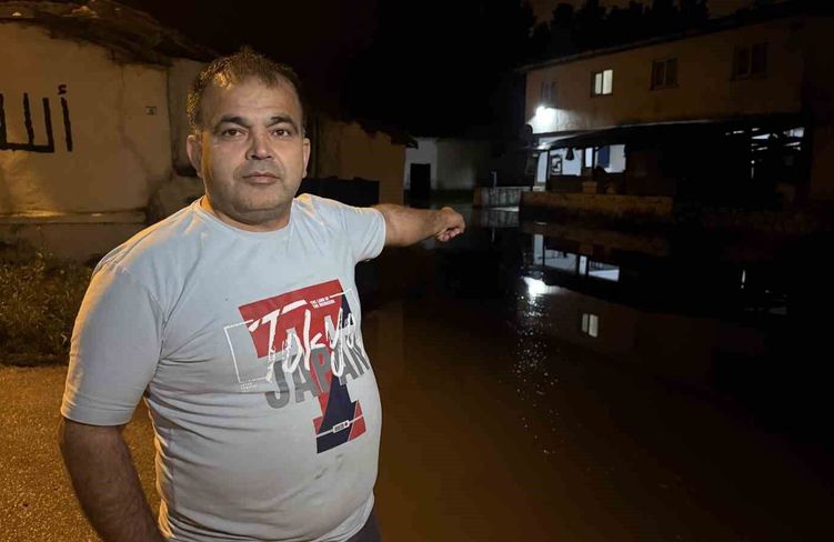 Turhal'da Yeşilırmak suyu taştı, bazı evleri su bastı