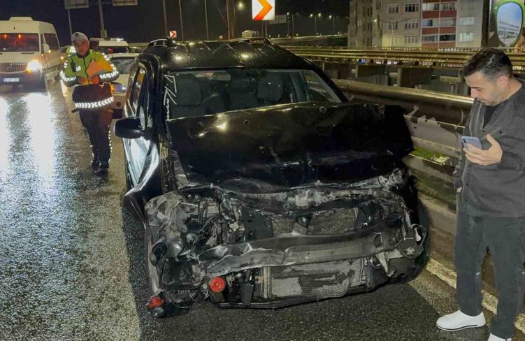 Düğüne giden otomobil kaza yaptı: 1 yaralı
