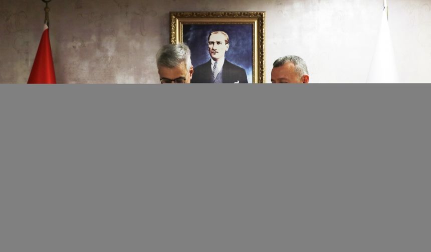 Bakan Memişoğlu, Kocaeli'de ziyaretlerde bulundu