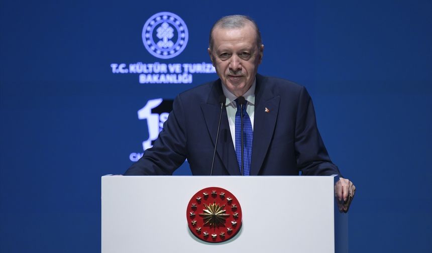 Cumhurbaşkanı Erdoğan, 'Bir Şiir Bir Hayat Canım İstanbul' programında konuştu: (1)