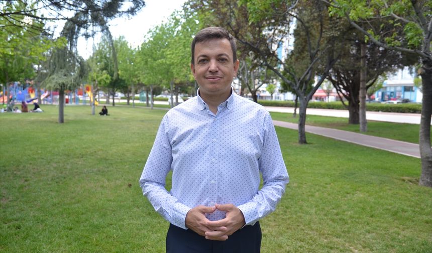 Talasemi hastalığıyla mücadeleyi kurduğu dernekle sürdürüyor