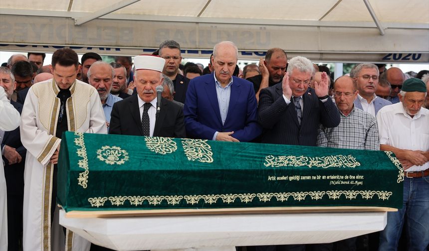 TBMM Başkanı Kurtulmuş, emekli Öğretim Üyesi Prof. Dr. Halis Ayhan'ın cenazesine katıldı