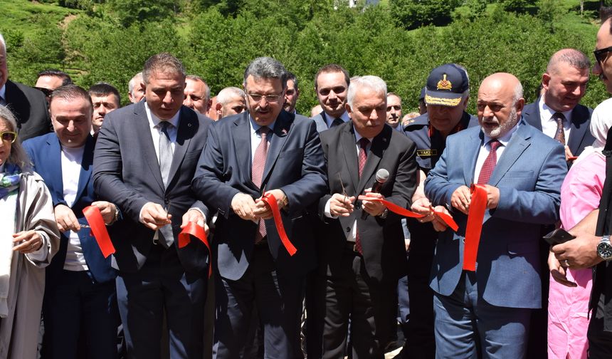 Trabzon'da 2,5 kilometrelik rafting parkuru açıldı