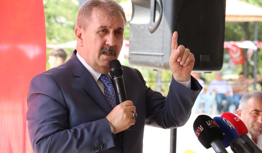 BBP Genel Başkanı Destici, partisinin ilçe kongresinde konuştu: