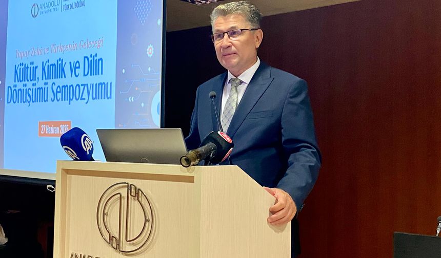 Eskişehir'de yapay zeka ve Türkçenin geleceği konulu sempozyum düzenlendi