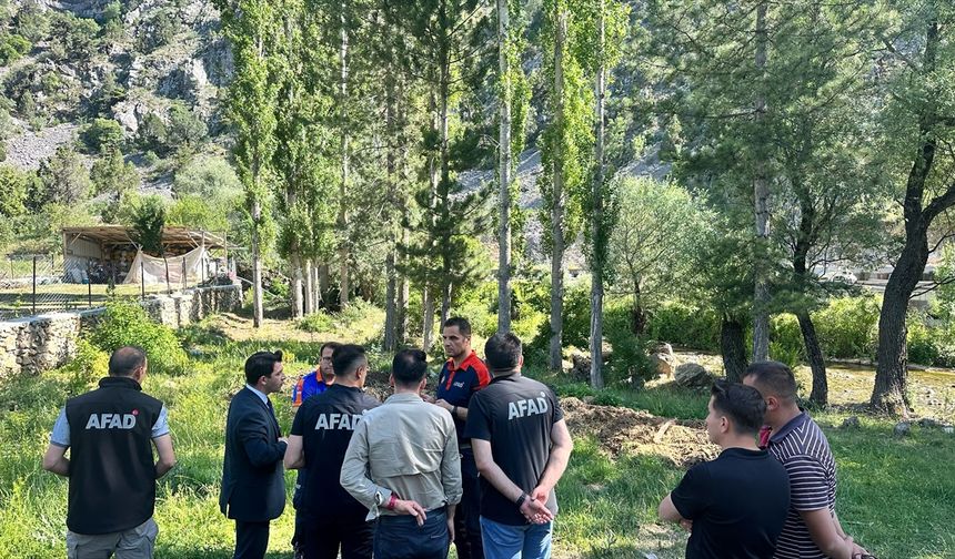 Isparta'da kayalıklardan düşen emekli polis memuru hayatını kaybetti