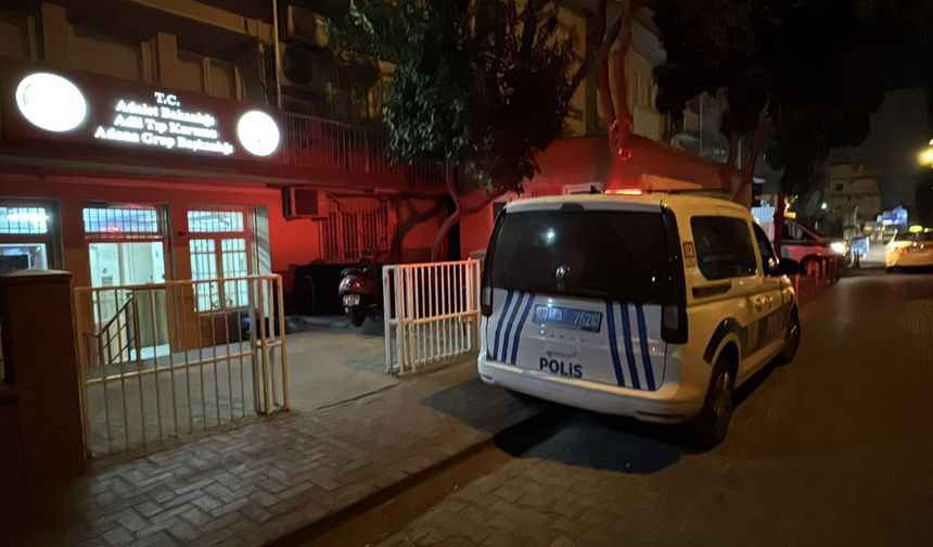 Adana'da bisiklet ile çarpışan motosikletin sürücüsü hayatını kaybetti