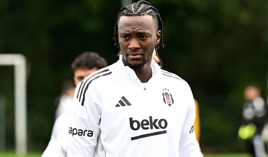 Beşiktaş'ta yeni transfer Tammy Abraham, takımla ilk idmanına çıktı