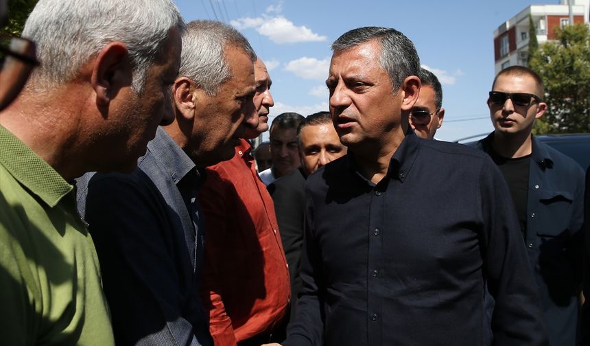 CHP Genel Başkanı Özel, Adıyaman'da 'Halk Buluşması'na katıldı: