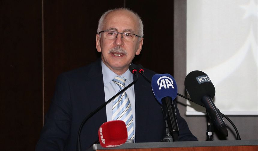 Cumhurbaşkanlığı Sosyal Politikalar Kurulu Üyesi Yılmaz, Trabzon'da panelde konuştu: