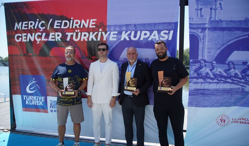 Gençler Türkiye Kupası Kürek Yarışları tamamlandı