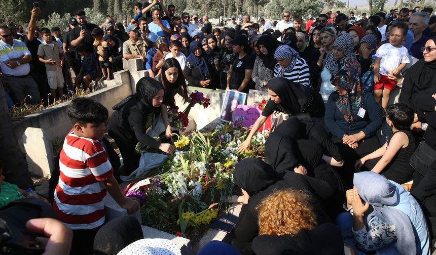 İstanbul'da öldürülen üniversite öğrencisi Ayşe Tokyaz için Hatay'da yürüyüş yapıldı