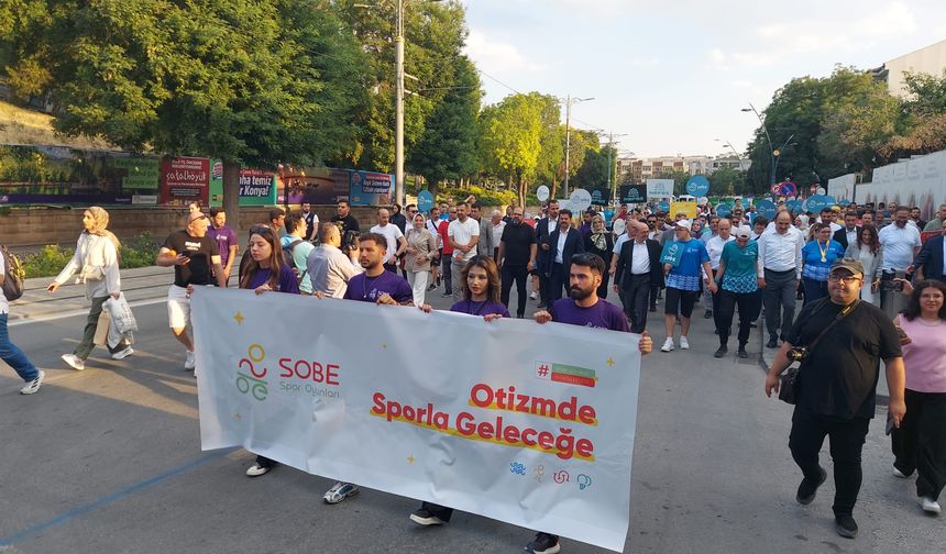 Konya'da SOBE Otizm Spor Oyunları, kortej yürüyüşüyle başladı