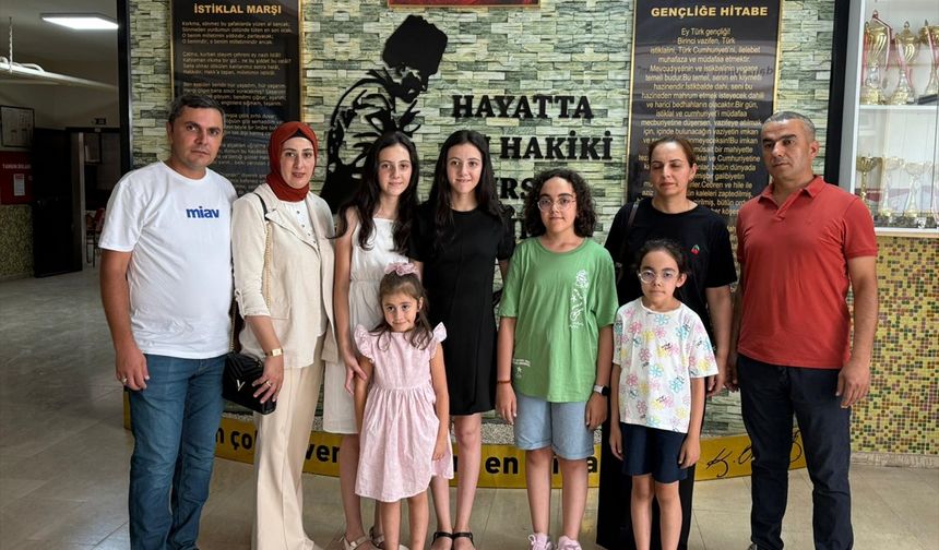 Mardin'de LGS'de tam puan alan öğrenciler başarılarının sırrını anlattı
