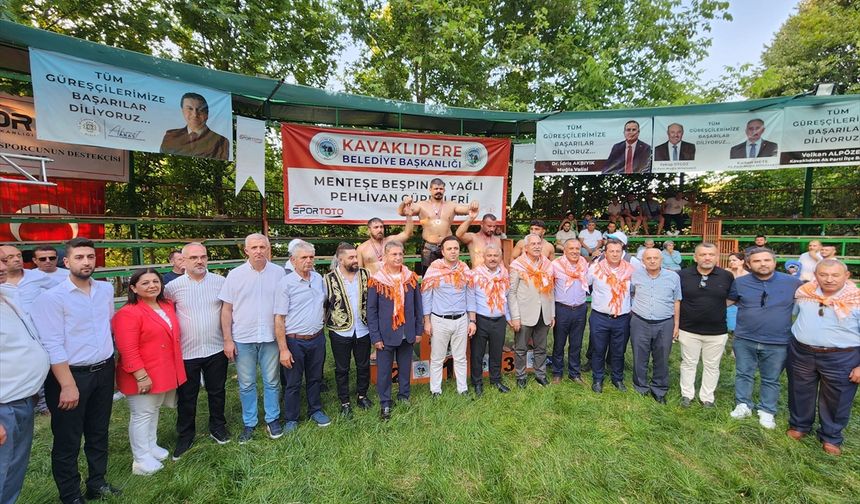 Menteşe Beşpınar Yağlı Güreşleri'nde başpehlivanlığı Cengizhan Şimşek kazandı