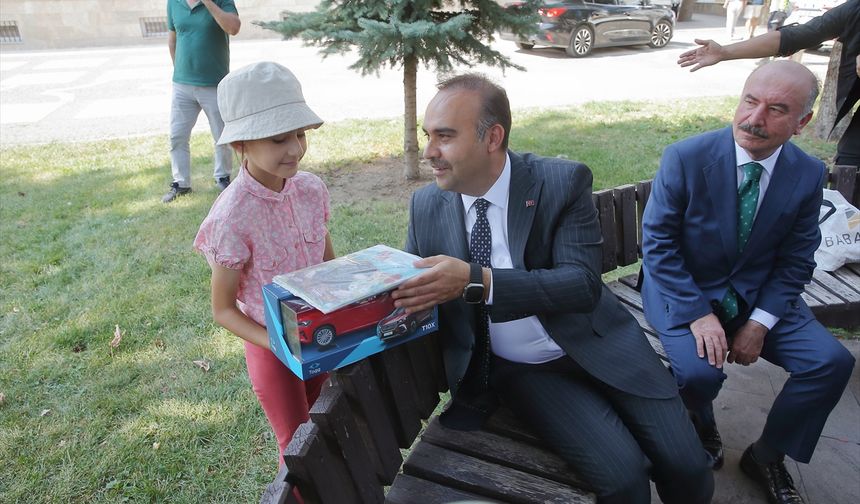 Sanayi ve Teknoloji Bakanı Kacır, Çorum'da incelemelerde bulundu: