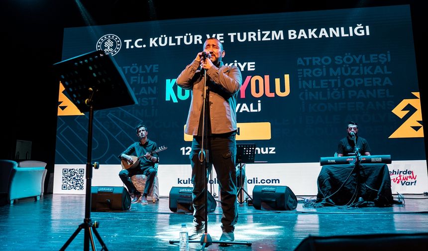Vanlılar, 'Van Kültür Yolu Festivali'nde sanatsal etkinliklerle buluşuyor