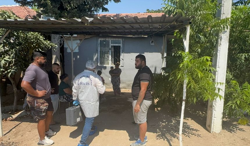 Antalya'da bir kişi evinde ölü bulundu