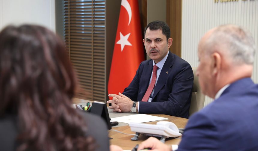 Bakan Kurum, Aydın Valisi Canbolat ve beraberindeki heyeti kabul etti