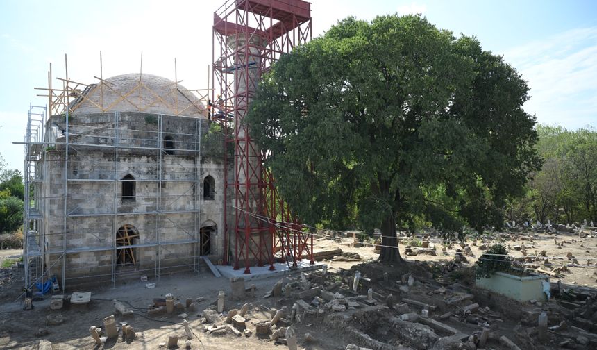 Edirne'de yalı camisi özelliğindeki Evliya Kasımpaşa Camisi'nin restorasyonu sürüyor
