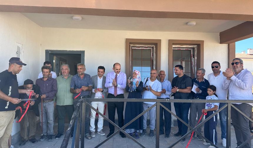 Malatya'da yapımı tamamlanan 367 köy konutunun anahtarları hak sahiplerine verildi