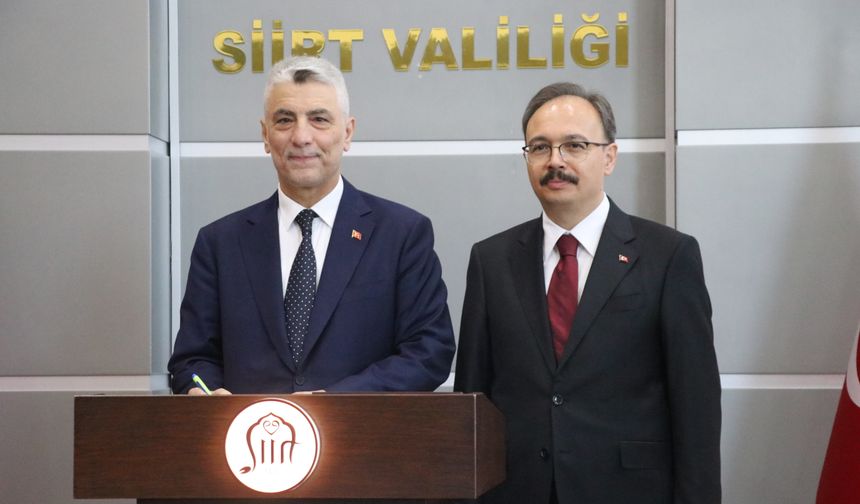 Ticaret Bakanı Ömer Bolat, Siirt'te 'Türkiye Yüzyılı Buluşmaları' programında konuştu: