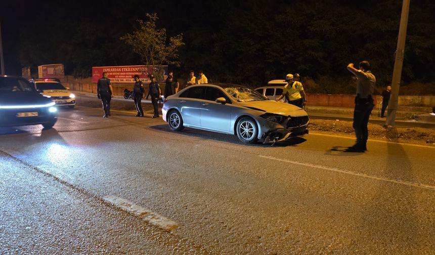 Zonguldak'ta otomobilin yayalara çarptığı kazada 3 kişi yaralandı