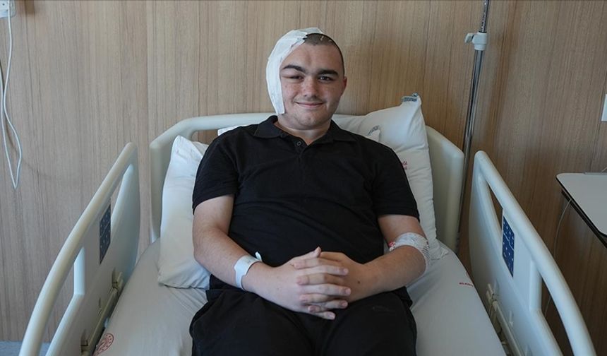 Moyamoya hastası Ömer Asaf, başarılı operasyonlarla hastalığını yendi
