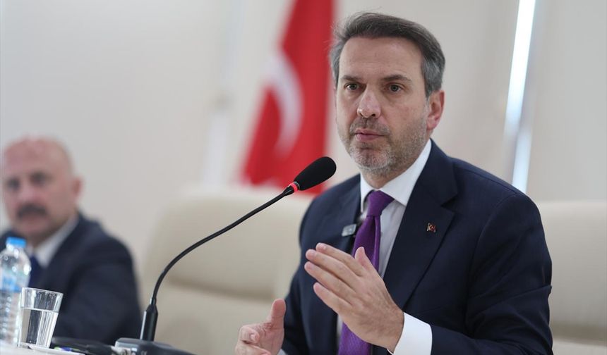 Bakan Bayraktar, Adıyaman'da sivil toplum kuruluşu temsilcileriyle buluştu: