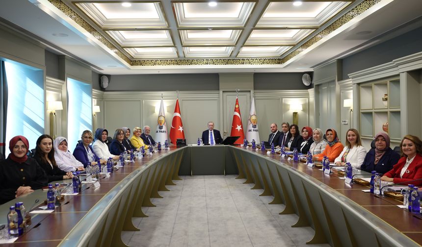 Cumhurbaşkanı ve AK Parti Genel Başkanı Erdoğan, AK Parti'li kadın belediye başkanlarını kabul etti