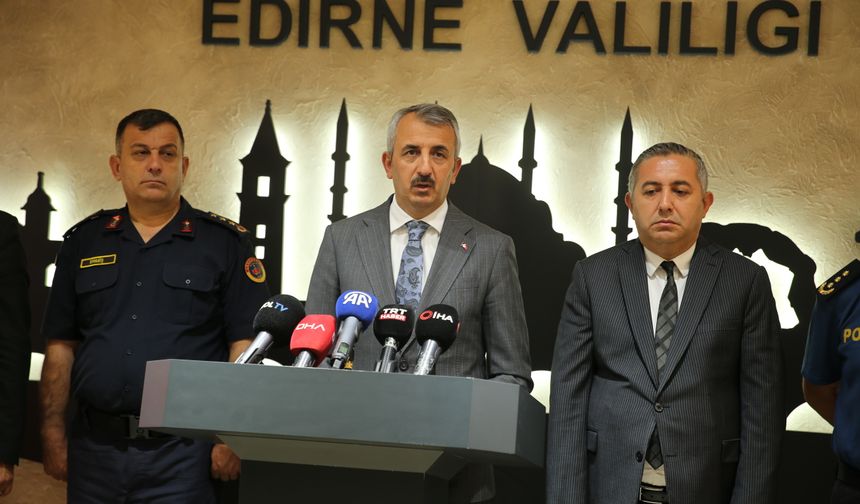Edirne'deki sınır kapılarından 4 milyondan fazla yolcu geçiş yaptı