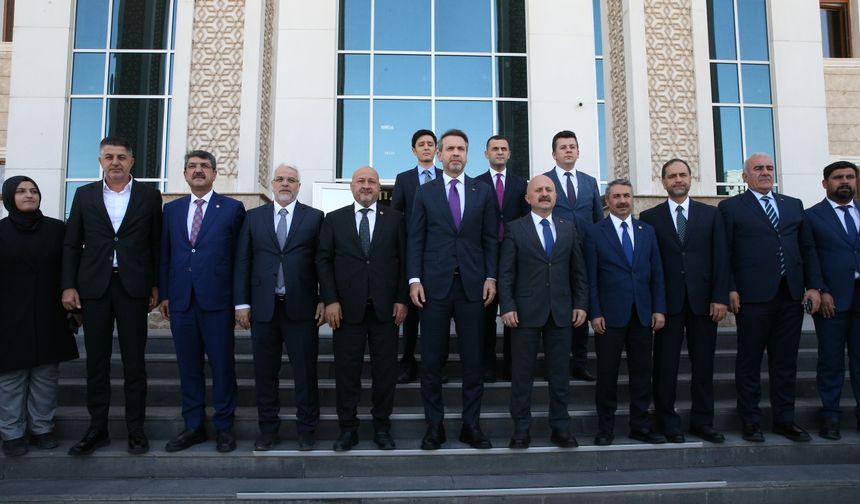 Enerji ve Tabii Kaynaklar Bakanı Bayraktar, Adıyaman'da konuştu: