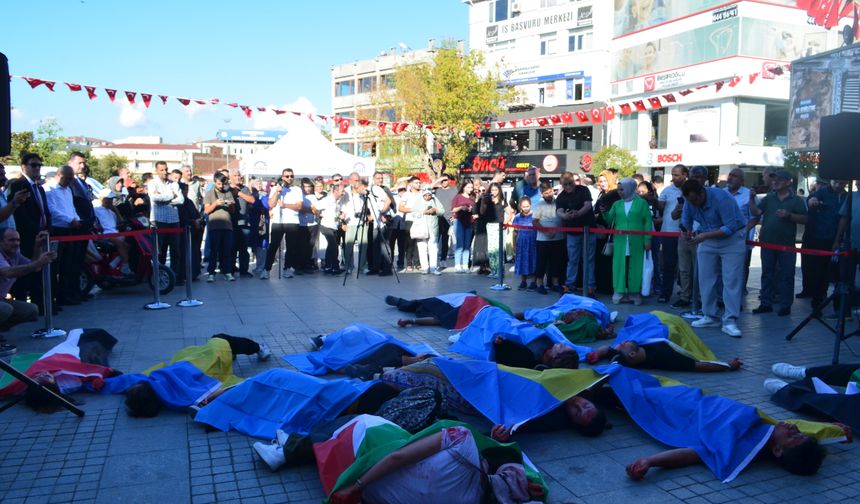 Kocaeli'de 'Barış İçin Sessizlik' etkinliği düzenlendi