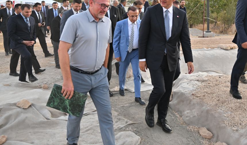 Kültür ve Turizm Bakanı Ersoy, Dülük Antik Kenti'ni ziyaret etti