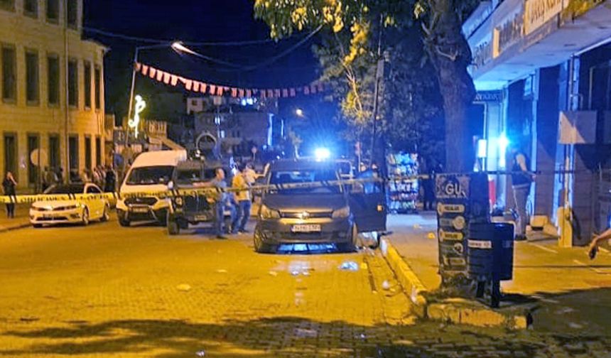 Muş'ta iş yerine düzenlenen silahlı saldırıda 2 kişi öldü