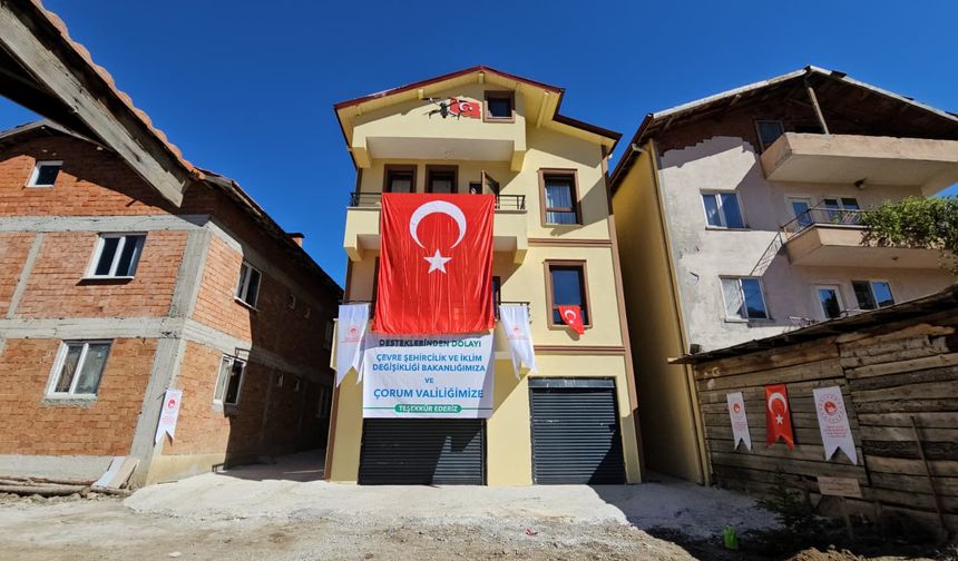 Şehit Sözleşmeli Er Mustafa Uslu'nun annesine söz verdiği evin inşaatı tamamlanarak aileye teslim edildi