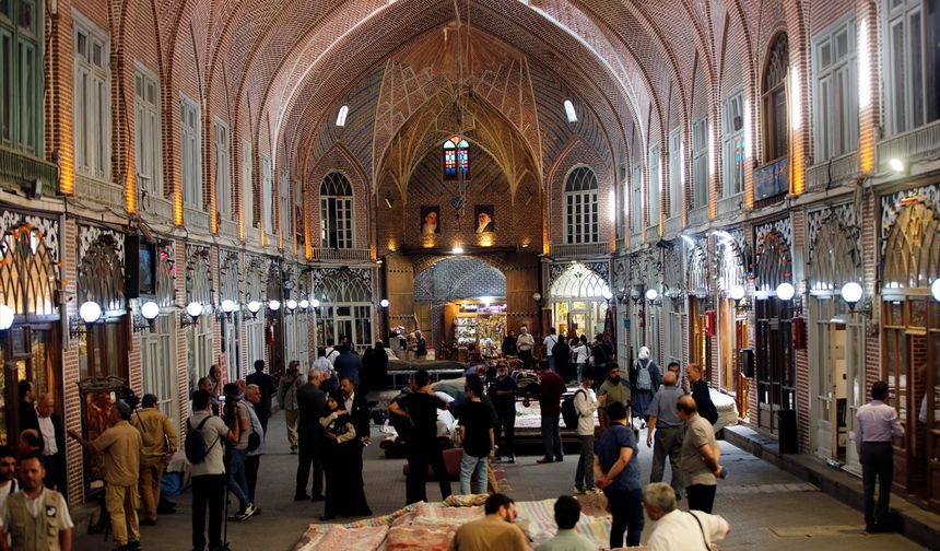 Selçuklular döneminde inşa edilen Tebriz Kapalı Çarşısı yüzyıllar boyunca ticaretin ve kültürün simgesi oldu