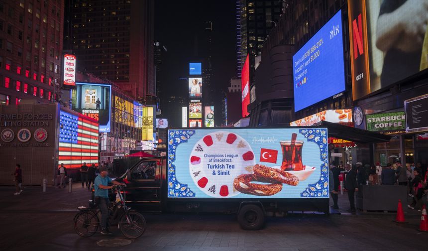 Türk simidi ve çayı, 'Anadoludakiler' projesiyle Times Meydanı'na taşındı