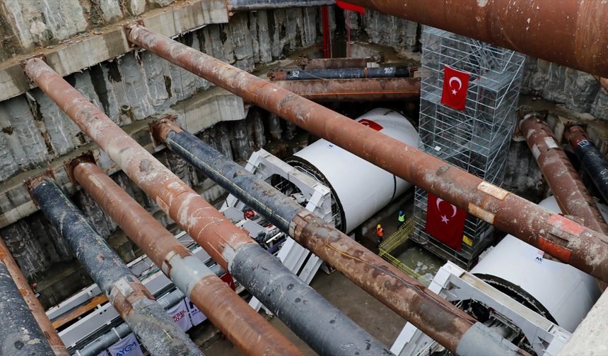 Ulaştırma ve Altyapı Bakanı Uraloğlu, Körfezray Metro Hattı Temel Atma Töreni'nde konuştu: