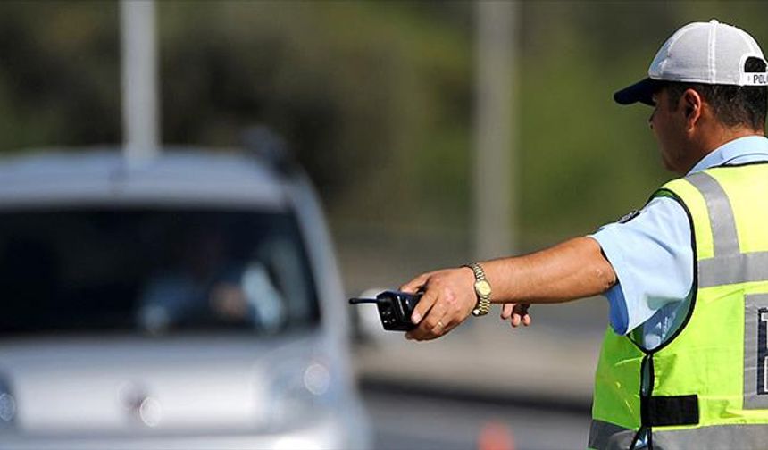 Trafik Cezalarında Yeni Dönem: Cezalar Katlandı, Ehliyetler Tehlikede!