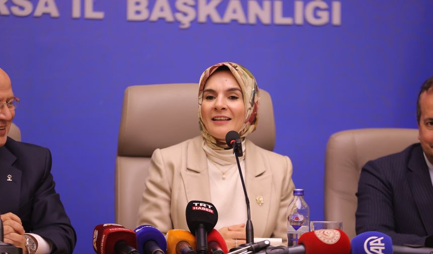 Aile ve Sosyal Hizmetler Bakanı Göktaş, AK Parti Bursa İl Başkanlığı'nda konuştu: