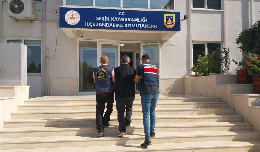 Antalya'da 48 yıl hapis cezası bulunan firari hükümlü yakalandı
