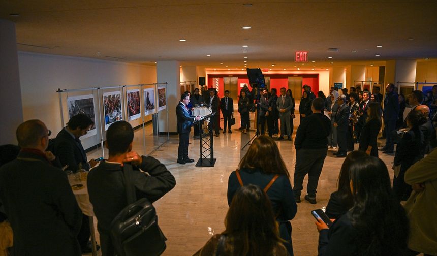 İstanbul Photo Awards 2025'te ödül alan fotoğrafların sergisi BM'de açıldı