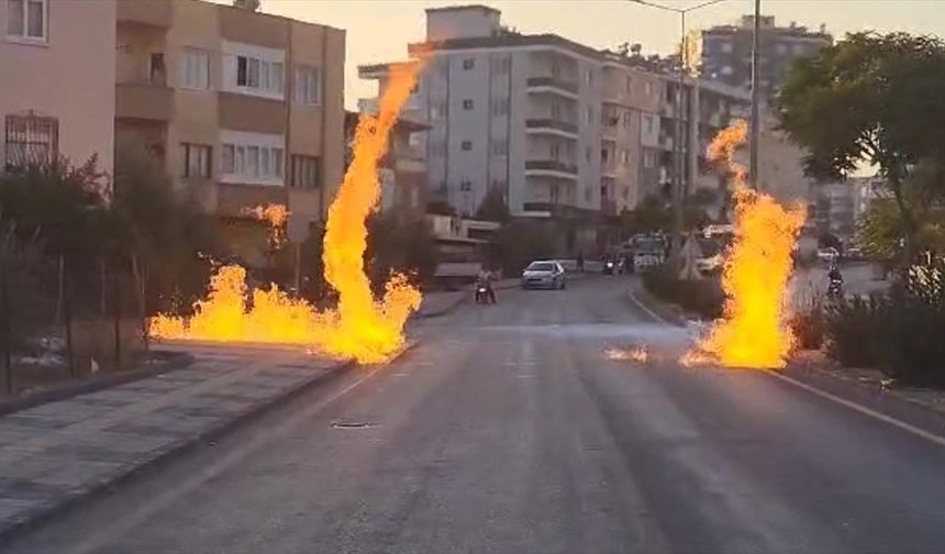 Mersin'de doğal gaz hattında çıkan yangında 2 kişi yaralandı