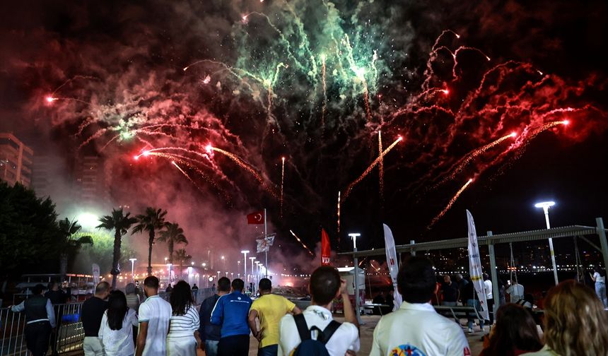 Mersin'de Dünya Bedensel Engelliler Plaj Oyunları'nın açılış töreni yapıldı