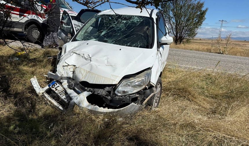 Uşak'taki trafik kazasında 5 kişi yaralandı