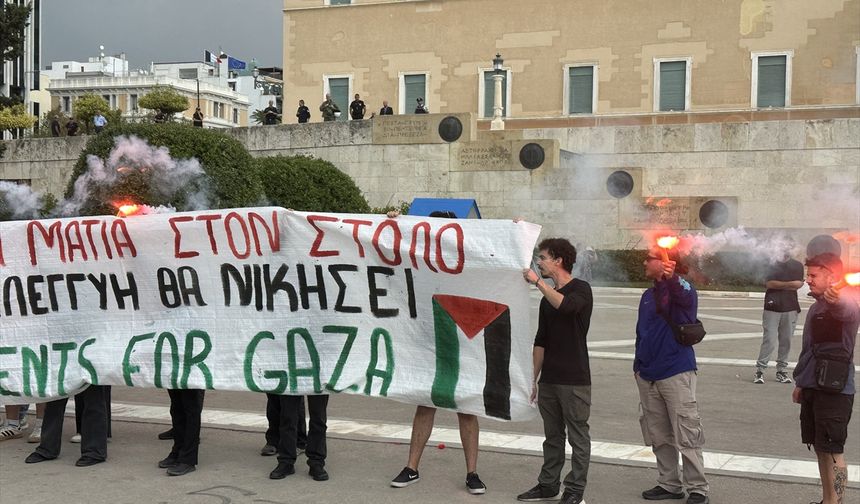 Yunanistan'da Filistin destekçisi öğrenciler, Sumud Filosu'na dayanışma mesajı gönderdi